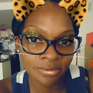 Meet your Posher, Shanta